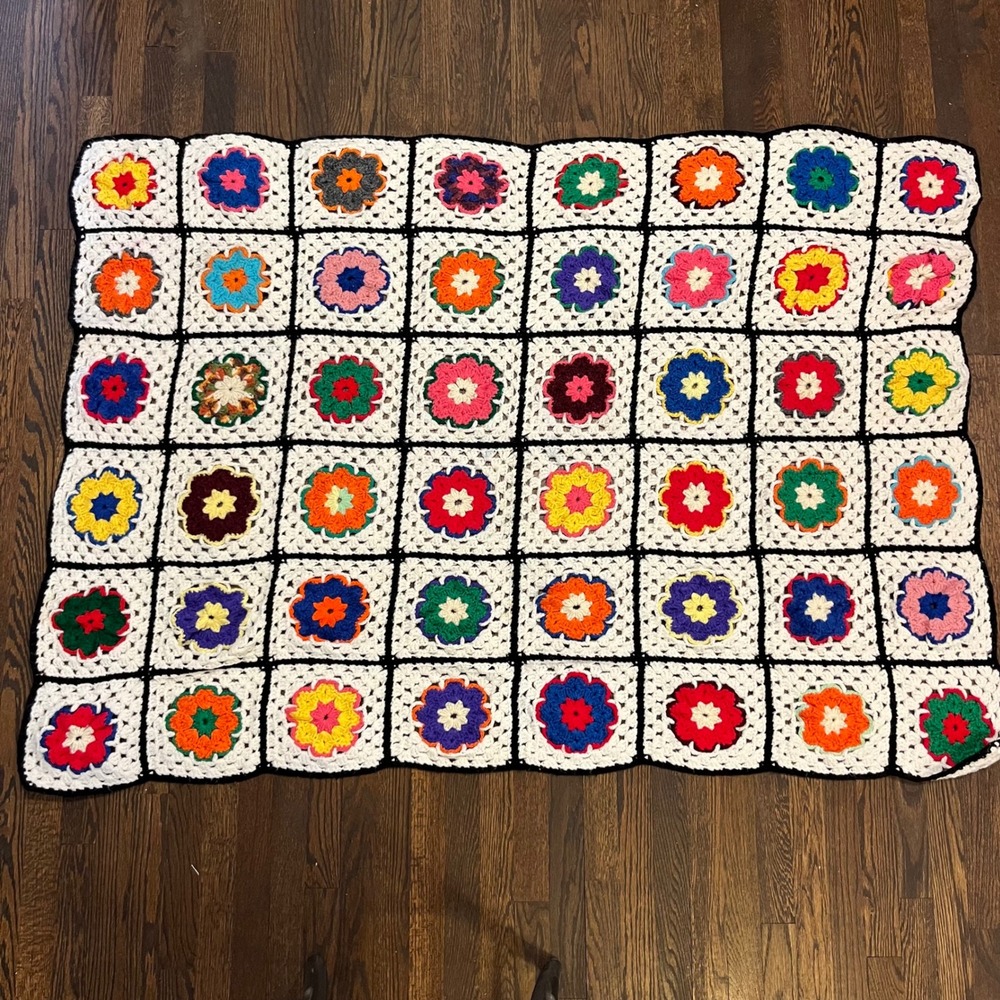 Handmade Crochet Granny Square Floral Blanket Afghan Multicolor Boho 48"x 66" - Picture 2 of 6